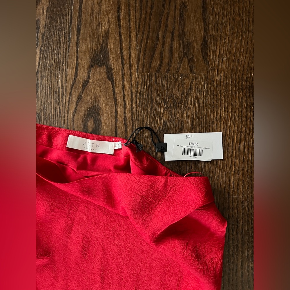 ASTR THE LABEL Red Draped Dress - Picture 6 of 6